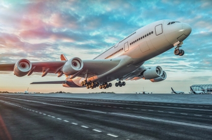 Noticia: El pasaporte sanitario como medida temporal para los viajes en avión