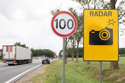 Noticia: La DGT prevé poner en marcha en breve el nuevo radar Trucam II capaz de multar a un kilómetro de distancia