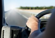 El primer trimestre de 2015 finaliza con 28 fallecidos más en las carreteras, según la DGT