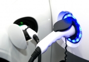 La DGT revisará y endurecerá las etiquetas ECO y CERO emisiones para todo tipo de vehículos