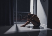Sanidad y la Fundación Ibercaja destacan la alimentación, el sueño y el ejercicio físico como los pilares para cuidar nuestra salud mental
