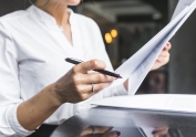Los desempleados que lleven más de seis meses en un ERTE verán reducida la cuantía que recibirán en el mes de octubre en un 20%