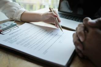 Artículo: Qué dice la ley vigente si tu contrato temporal finaliza y estás en un ERTE